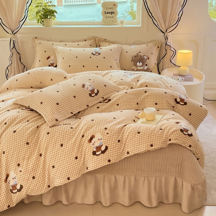 91家纺网 家纺一手货源 找家纺 （总）豫见家纺 2025新款高克重牛奶绒夹棉床盖四件套