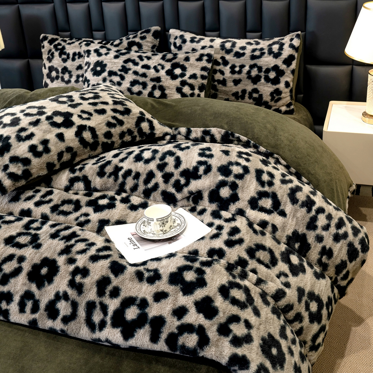 91家纺网 家纺一手货源 找家纺 豫见家纺 2025新款法式美拉德高克重兔毛床单款四件套兔毛简单款 豹纹灰