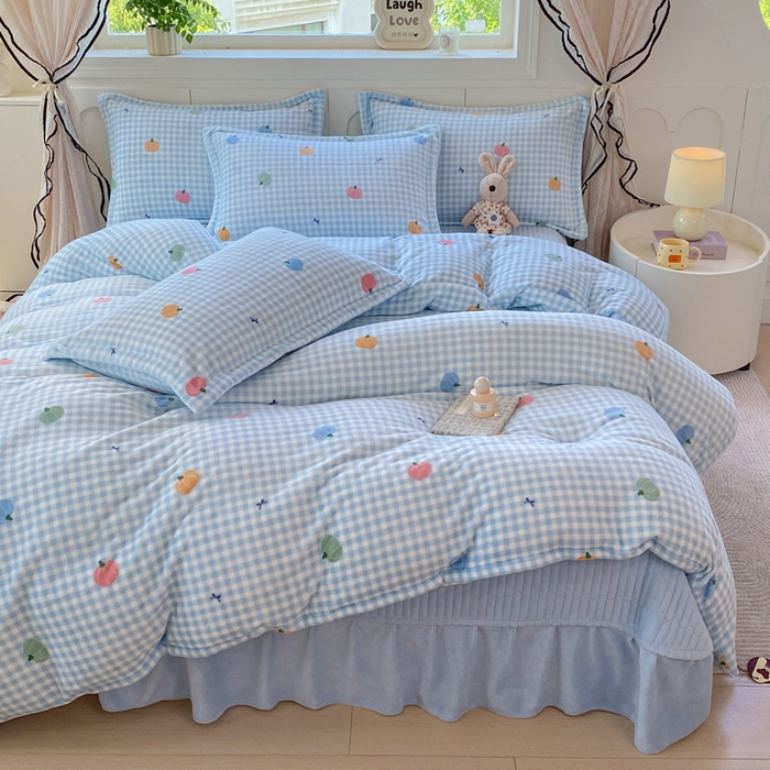 91家纺网 家纺一手货源 找家纺 （总）豫见家纺 2025新款高克重牛奶绒夹棉床盖四件套