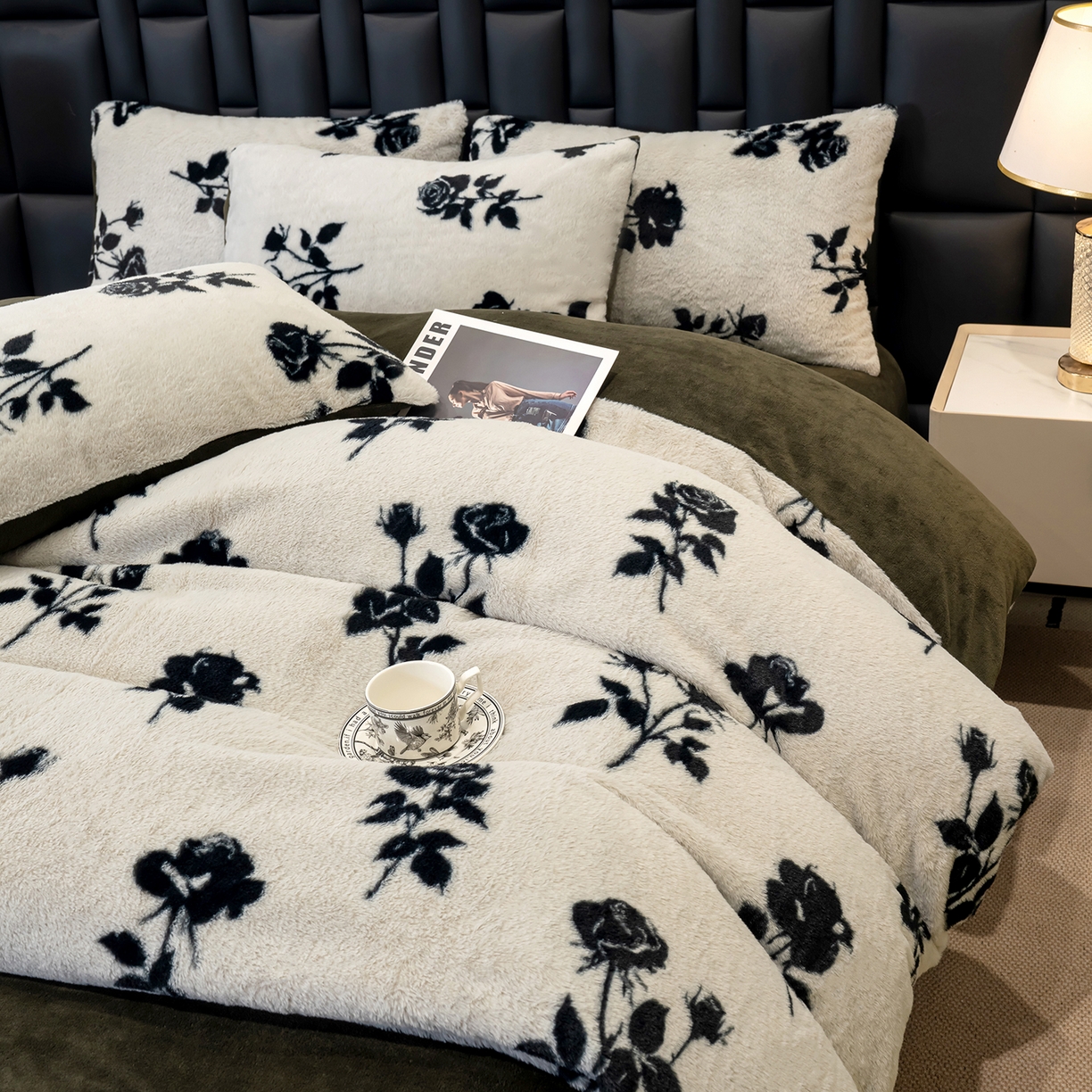 91家纺网 家纺一手货源 找家纺 豫见家纺 2025新款法式美拉德高克重兔毛床单款四件套兔毛简单款 玫瑰白