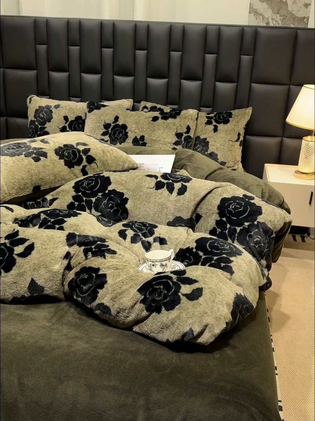 91家纺网 家纺一手货源 找家纺 豫见家纺 2025新款法式美拉德高克重兔毛床单款四件套兔毛简单款 玫瑰庄园