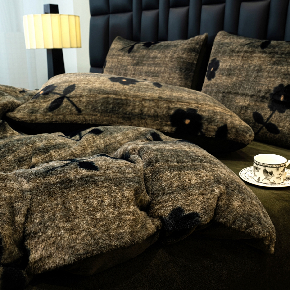 91家纺网 家纺一手货源 找家纺 豫见家纺 2025新款法式美拉德高克重兔毛床单款四件套兔毛简单款 盛放