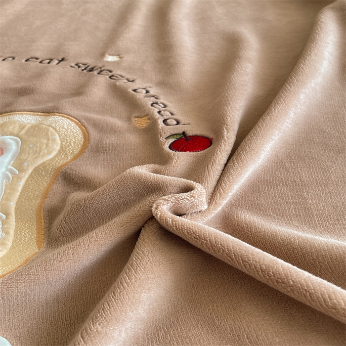 91家纺网 家纺一手货源 找家纺 梦舒羽 2025新款A类230克全消光刺绣贴布牛奶绒枕套宿舍枕芯套单人枕头套一对装 吐司萌宠-实力咖