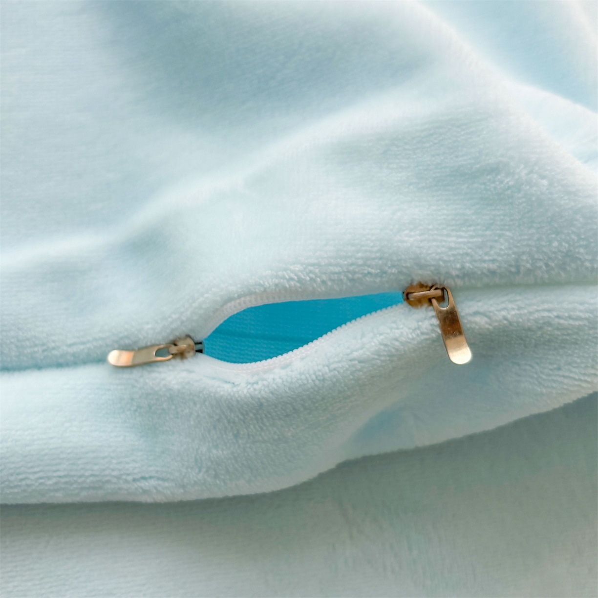 91家纺网 家纺一手货源 找家纺 （总）义博家纺 2025新款高克重牛奶绒蝴蝶贴布绣四件套