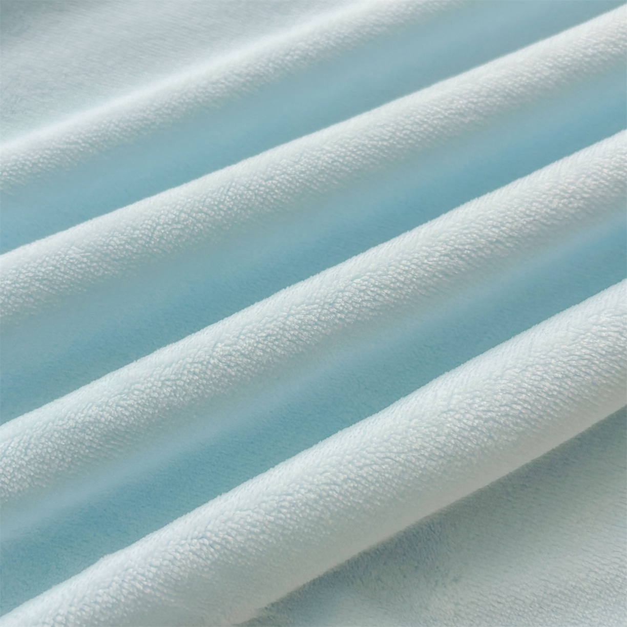 91家纺网 家纺一手货源 找家纺 （总）义博家纺 2025新款高克重牛奶绒蝴蝶贴布绣四件套