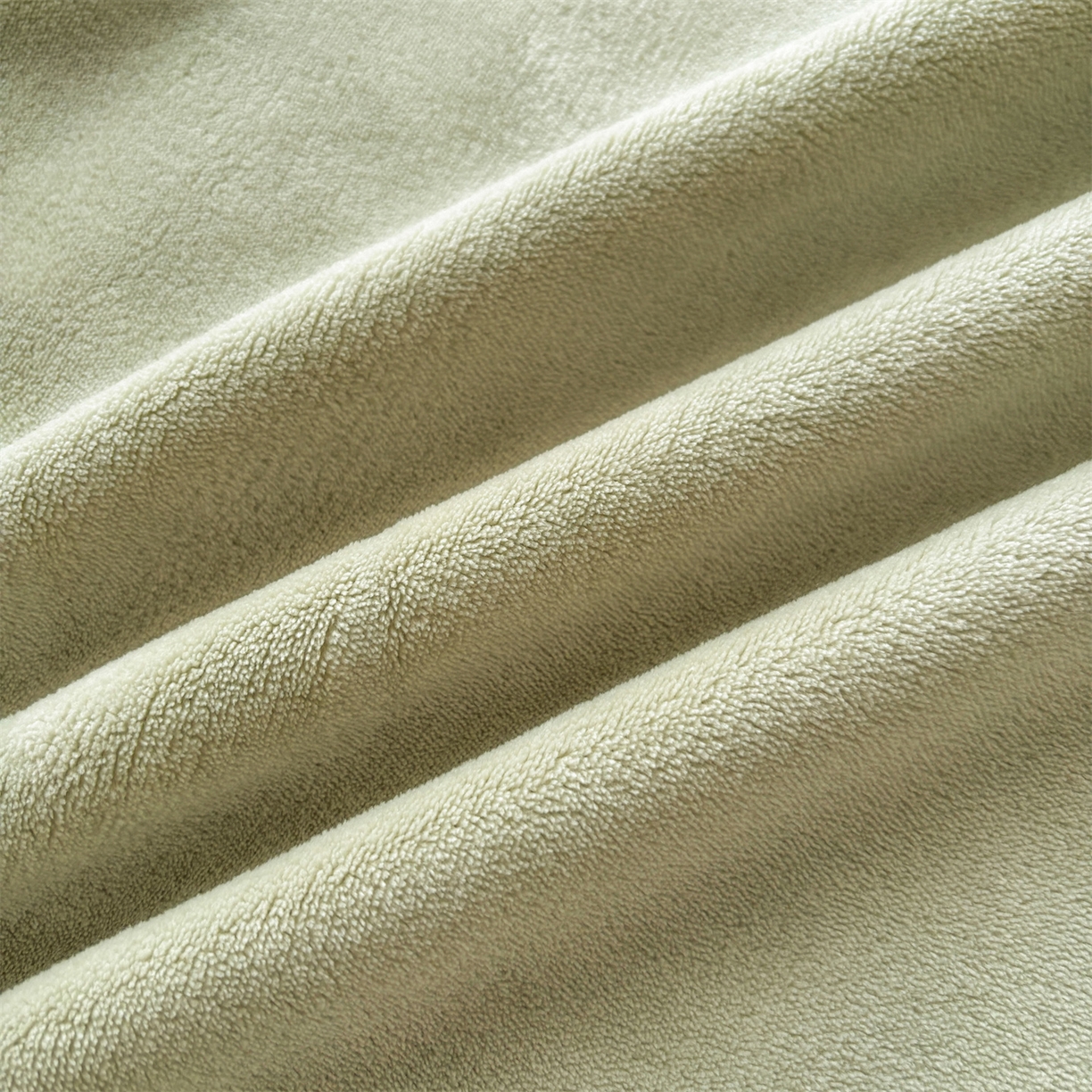 91家纺网 家纺一手货源 找家纺 义博家纺 2025新款高克重牛奶绒蝴蝶贴布绣四件套 爱心蝴蝶-绿