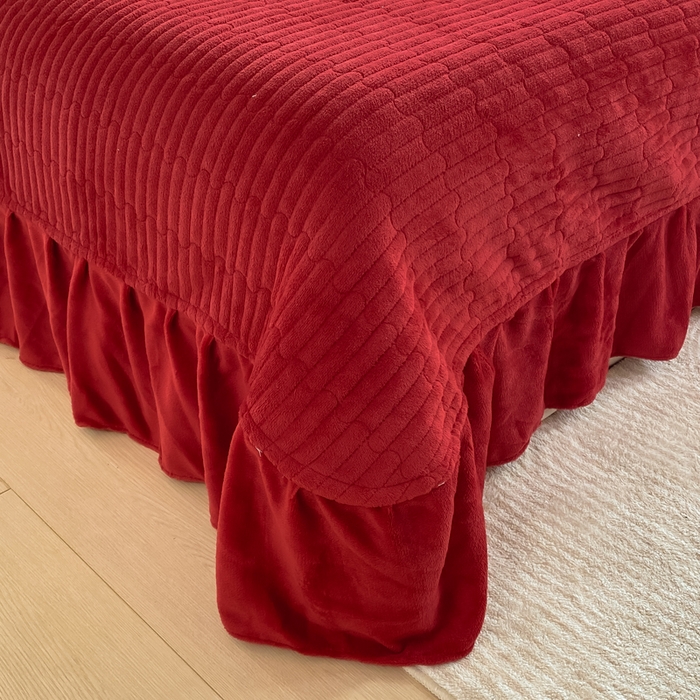 91家纺网 家纺一手货源 找家纺 豫见家纺 2025新款高克重牛奶绒夹棉床盖四件套 玫瑰物语