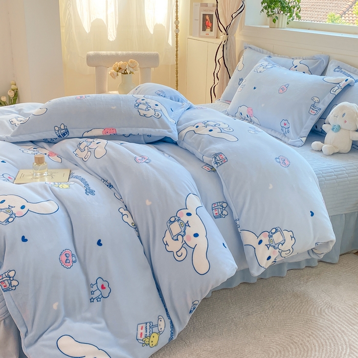 91家纺网 家纺一手货源 找家纺 豫见家纺 2025新款高克重牛奶绒夹棉床盖四件套 梦幻大耳狗