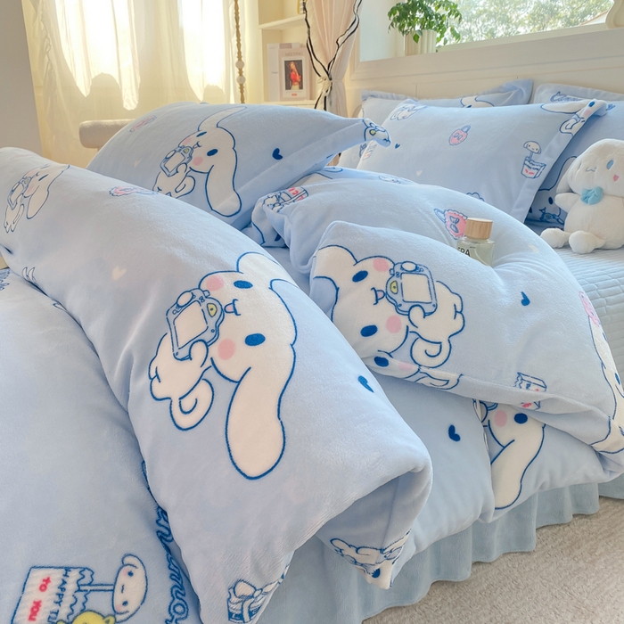 91家纺网 家纺一手货源 找家纺 豫见家纺 2025新款高克重牛奶绒夹棉床盖四件套 梦幻大耳狗