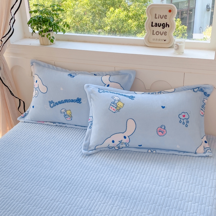 91家纺网 家纺一手货源 找家纺 豫见家纺 2025新款高克重牛奶绒夹棉床盖四件套 梦幻大耳狗