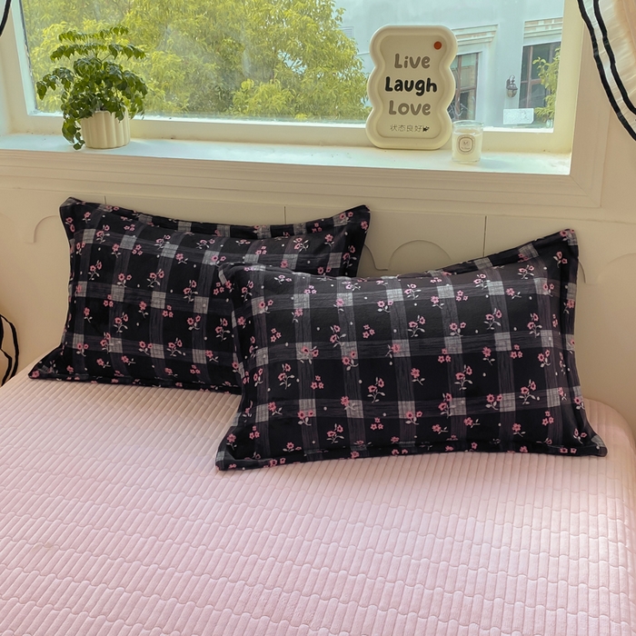 91家纺网 家纺一手货源 找家纺 豫见家纺 2025新款高克重牛奶绒夹棉床盖四件套 茉香