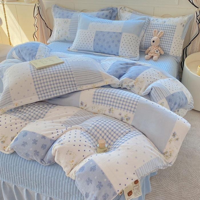 91家纺网 家纺一手货源 找家纺 豫见家纺 2025新款高克重牛奶绒夹棉床盖四件套 田园幻梦