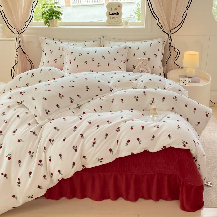 豫见家纺 2025新款高克重牛奶绒夹棉床盖四件套 小玫瑰