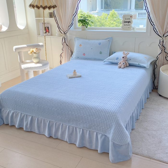 91家纺网 家纺一手货源 找家纺 豫见家纺 2025新款高克重牛奶绒夹棉床盖四件套 小南瓜蓝