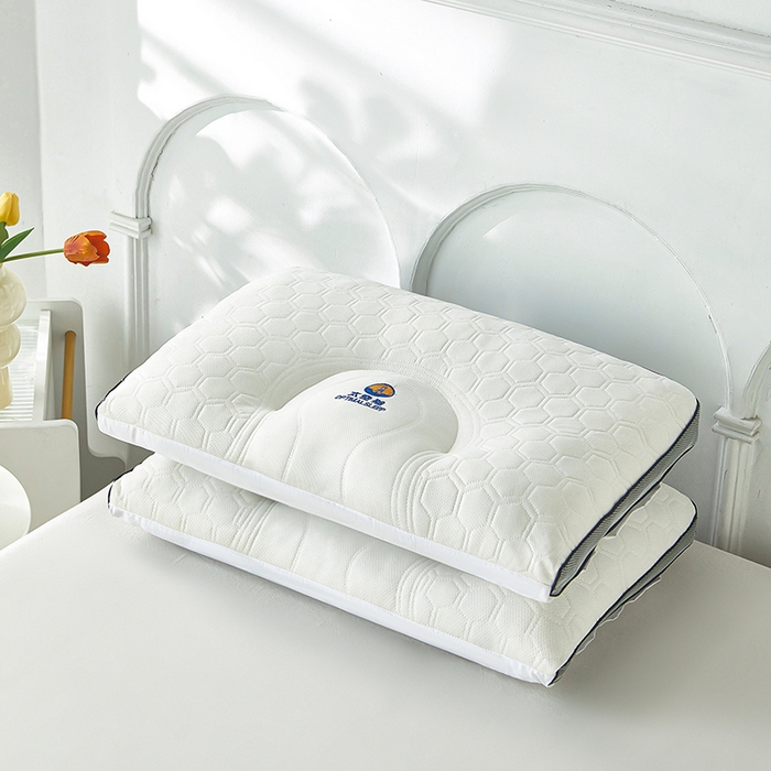 91家纺网 家纺一手货源 找家纺 （总）鼎晟纺 2025新款太空舱护颈乳胶枕成人枕头学生枕芯