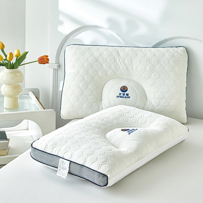 91家纺网 家纺一手货源 找家纺 鼎晟纺 2025新款太空舱护颈乳胶枕成人枕头学生枕芯 太空舱三边款