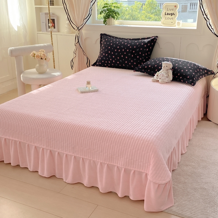 91家纺网 家纺一手货源 找家纺 豫见家纺 2025新款高克重牛奶绒夹棉床盖四件套 小蔷薇