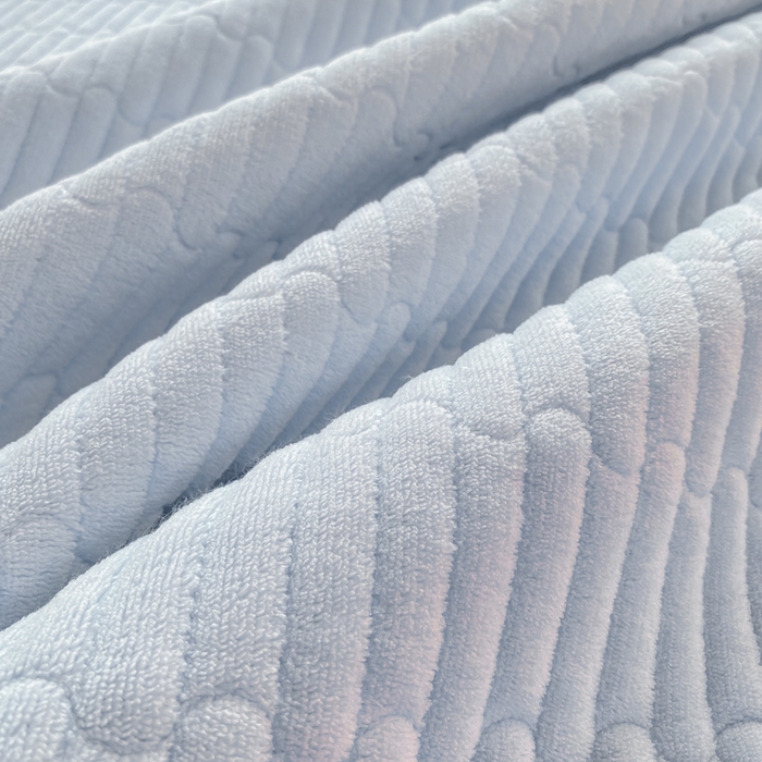 91家纺网 家纺一手货源 找家纺 豫见家纺 2025新款高克重牛奶绒夹棉床盖四件套 小晴天