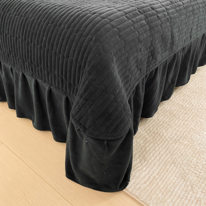 91家纺网 家纺一手货源 找家纺 豫见家纺 2025新款高克重牛奶绒夹棉床盖四件套 新潮风尚