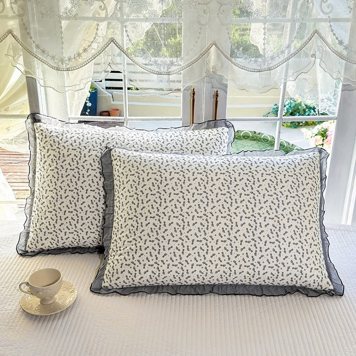 91家纺网 家纺一手货源 找家纺 （总）呦呦南宋 2025新款韩版35x55cm针织绒枕套双面两用绣线花边中层超声波夹棉单只装单品隐藏拉链款枕头套