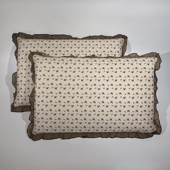 91家纺网 家纺一手货源 找家纺 （总）呦呦南宋 2025新款韩版35x55cm针织绒枕套双面两用绣线花边中层超声波夹棉单只装单品隐藏拉链款枕头套