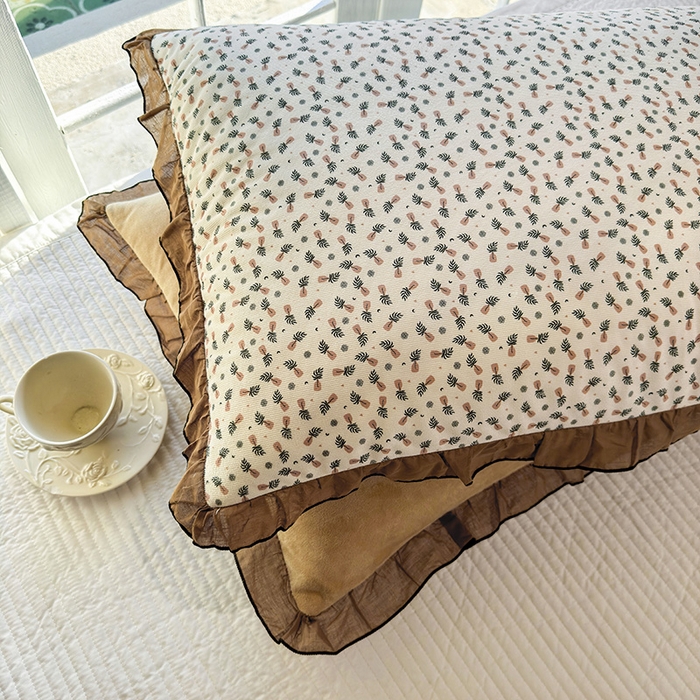 91家纺网 家纺一手货源 找家纺 呦呦南宋 2025新款韩版35x55cm针织绒枕套双面两用绣线花边中层超声波夹棉单只装单品隐藏拉链款枕头套 菠萝橙