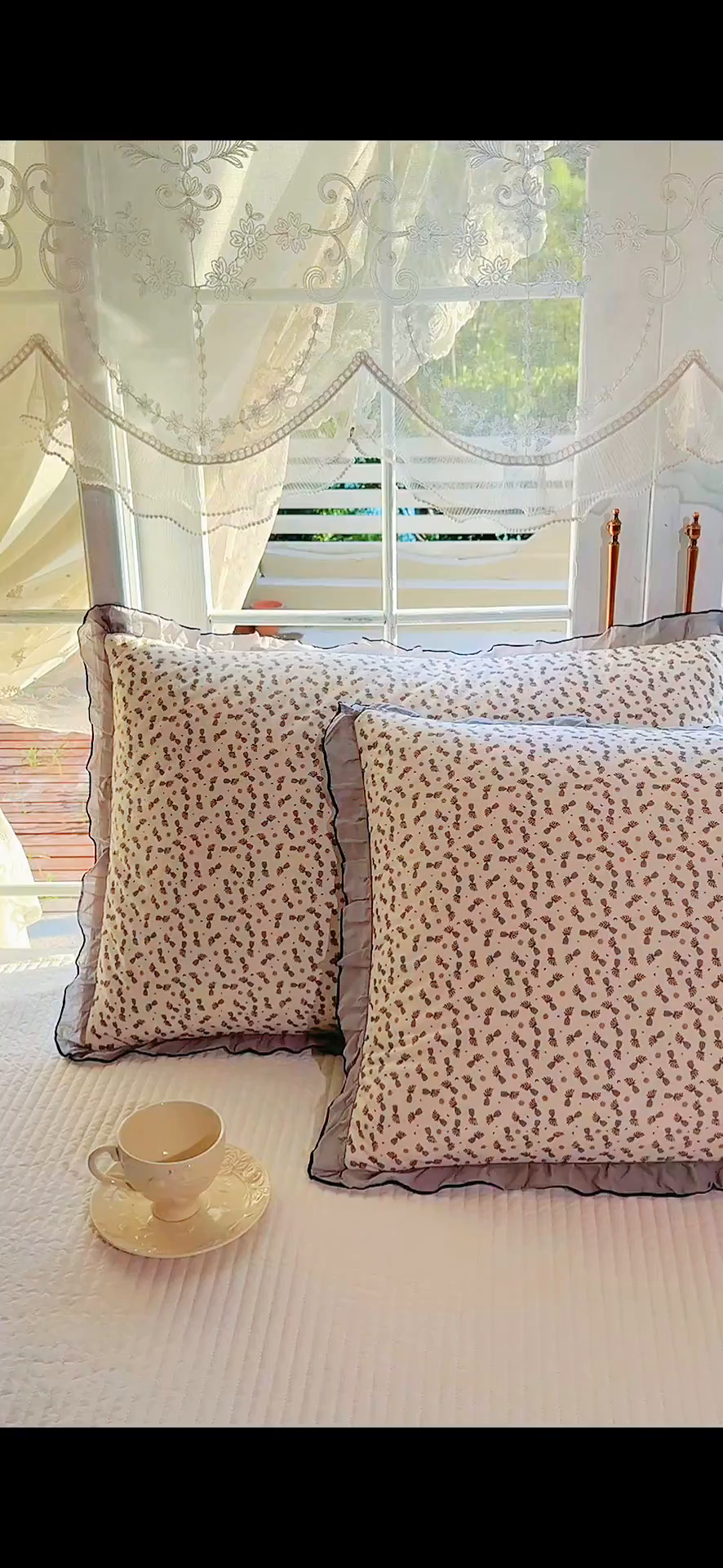 91家纺网 家纺一手货源 找家纺 呦呦南宋 2025新款韩版35x55cm针织绒枕套双面两用绣线花边中层超声波夹棉单只装单品隐藏拉链款枕头套 菠萝灰