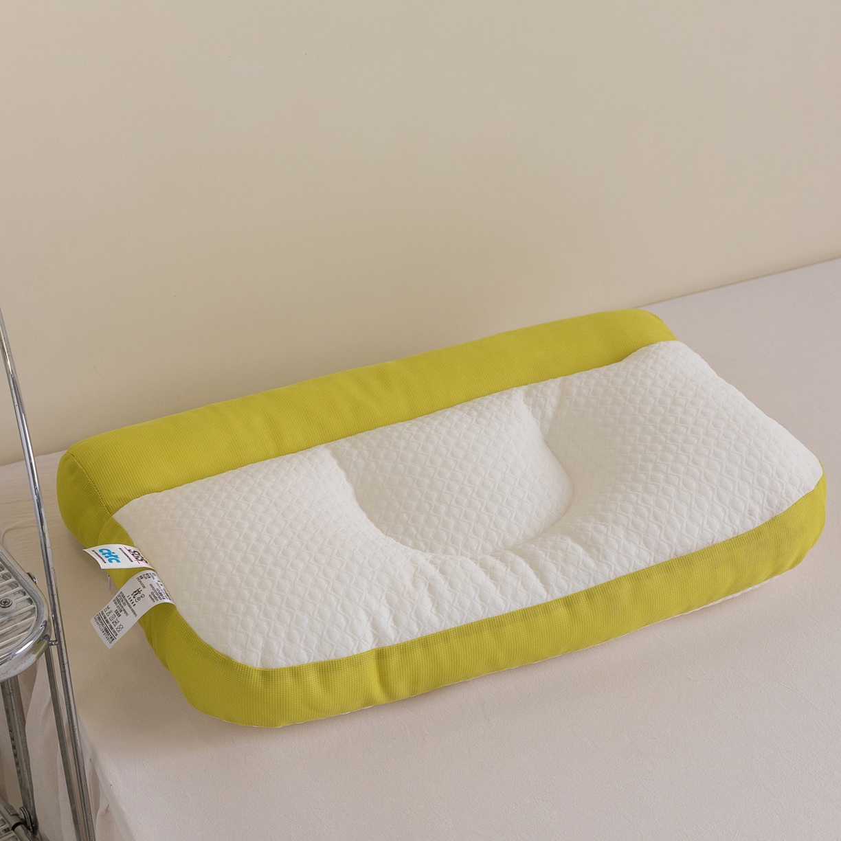 91家纺网 家纺一手货源 找家纺 （总）芯奇想 2025新款皮皮埃宽枕面牵引枕头学生枕芯单人枕头枕芯