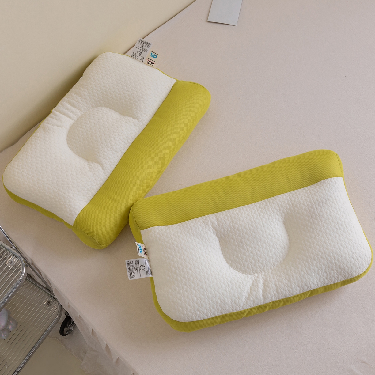 91家纺网 家纺一手货源 找家纺 （总）芯奇想 2025新款皮皮埃宽枕面牵引枕头学生枕芯单人枕头枕芯