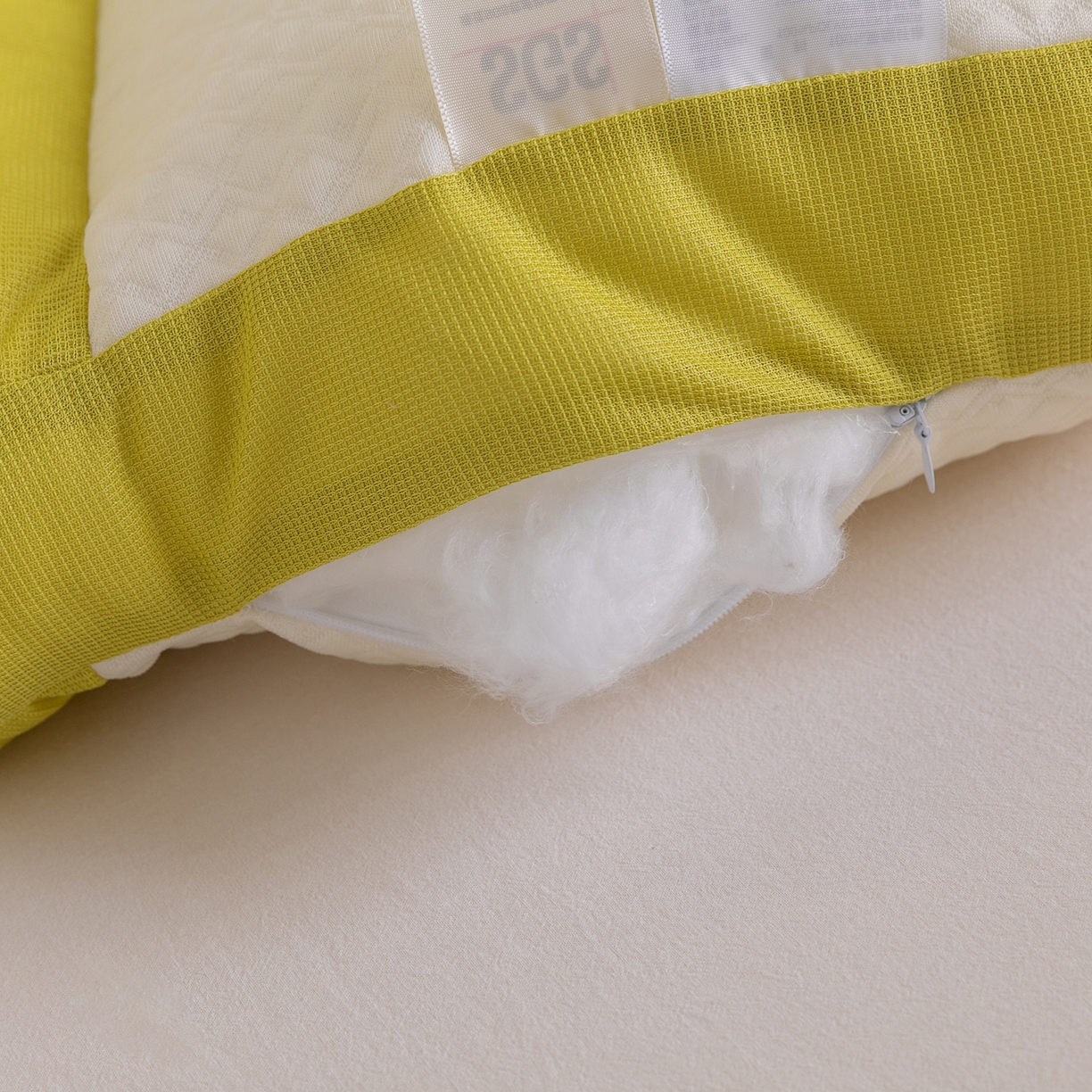 91家纺网 家纺一手货源 找家纺 （总）芯奇想 2025新款皮皮埃宽枕面牵引枕头学生枕芯单人枕头枕芯