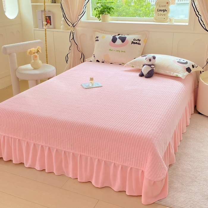 91家纺网 家纺一手货源 找家纺 豫见家纺 2025新款高克重牛奶绒夹棉床盖四件套 熊猫乐园-粉