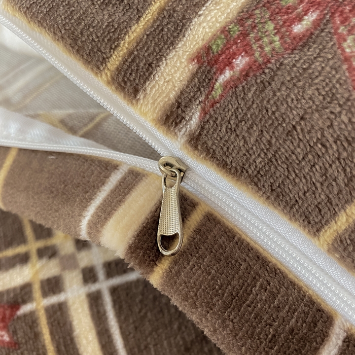 91家纺网 家纺一手货源 找家纺 豫见家纺 2025新款高克重牛奶绒夹棉床盖四件套 英伦格调