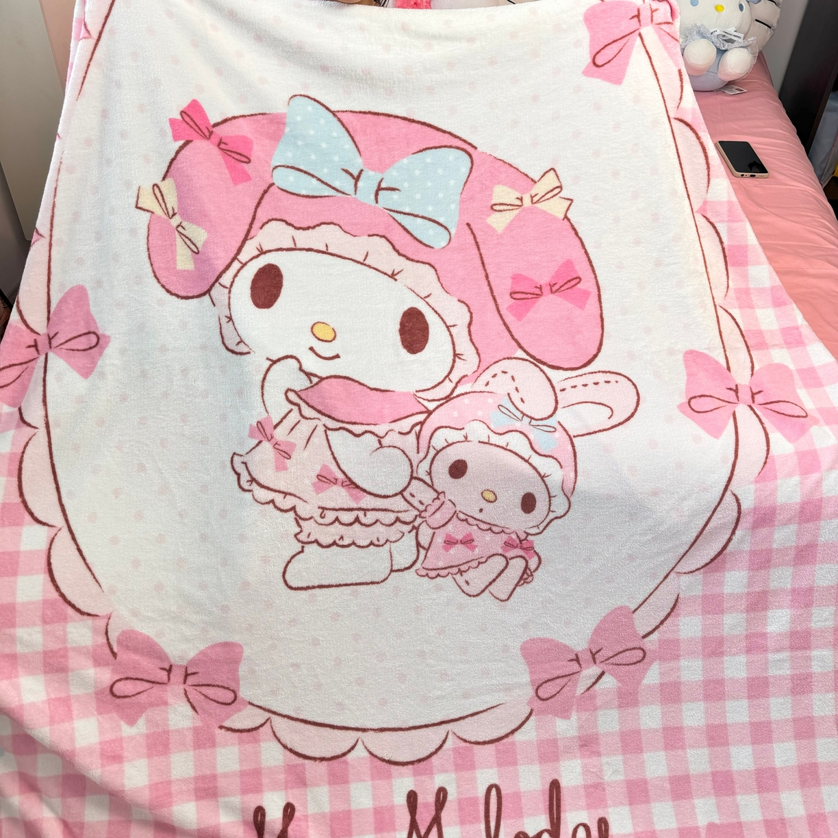 91家纺网 家纺一手货源 找家纺 博雅 2025新款三丽鸥牛奶绒盖毯毯子 玩偶美乐蒂