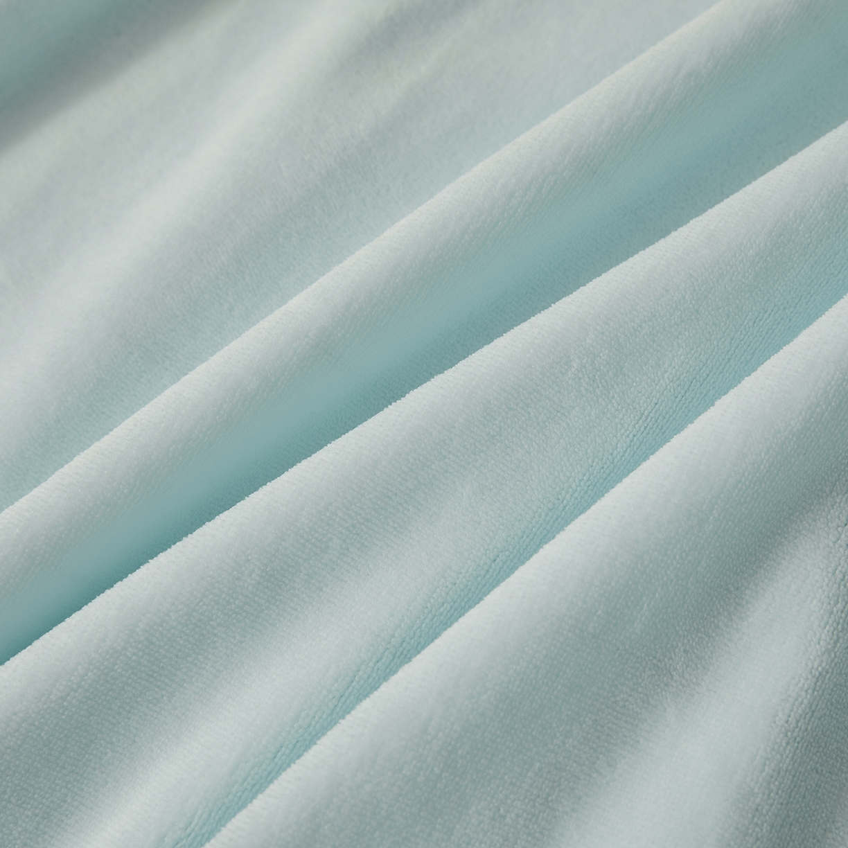 91家纺网 家纺一手货源 找家纺 义博家纺 2025新款高克重牛奶绒双拼毛巾绣爱马系列四件套 爱马 蓝