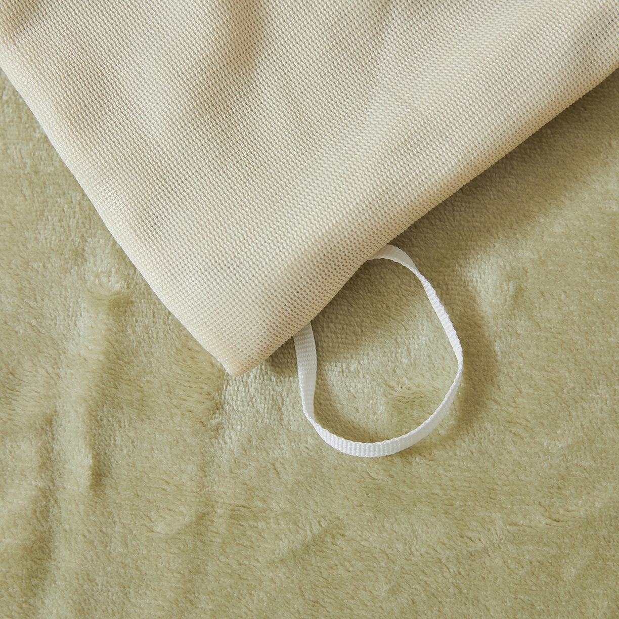 91家纺网 家纺一手货源 找家纺 义博家纺 2025新款高克重牛奶绒双拼毛巾绣爱马系列四件套 爱马 绿