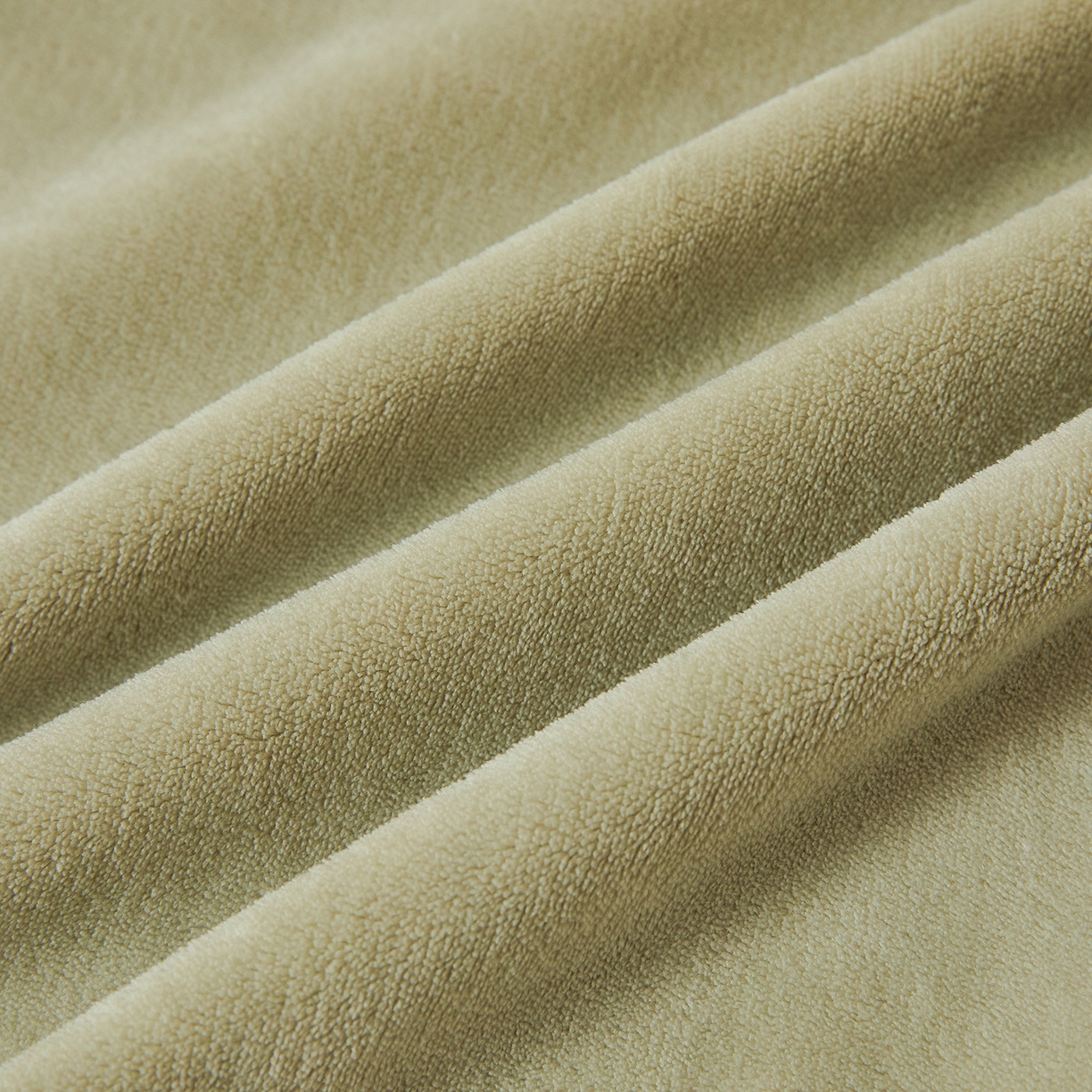 91家纺网 家纺一手货源 找家纺 义博家纺 2025新款高克重牛奶绒双拼毛巾绣爱马系列四件套 爱马 绿