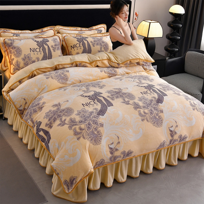 91家纺网 家纺一手货源 找家纺 诺梵家纺 2025新款8斤加厚保暖金貂绒牛奶绒印花四件套豆蔻年华黄