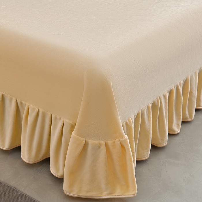 91家纺网 家纺一手货源 找家纺 诺梵家纺 2025新款8斤加厚保暖金貂绒牛奶绒印花四件套燕归来-米