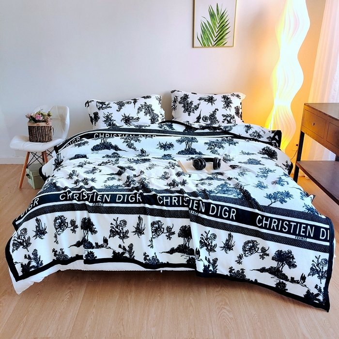 91家纺网 家纺一手货源 找家纺 （总）伊凡毯业 2025新款260克云貂绒毛毯盖毯子直播爆款跑量毛毯