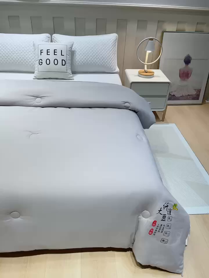 91家纺网 家纺一手货源 找家纺 奕宸居 2025新款原棉纯色大豆被被子被芯 高级灰