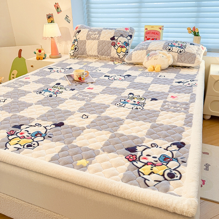 91家纺网 家纺一手货源 找家纺 （总）喜居 2025新款高克重印花牛奶绒夹棉床褥床垫子褥子床护垫