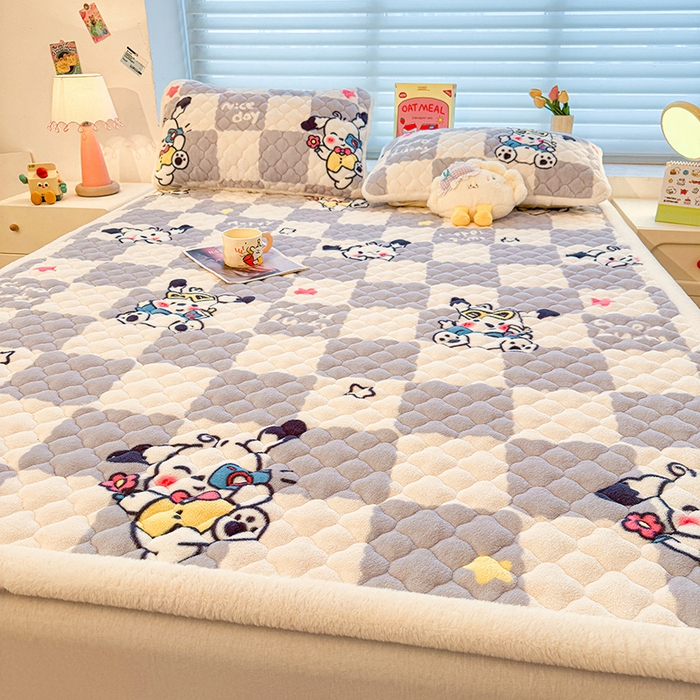 91家纺网 家纺一手货源 找家纺 （总）喜居 2025新款高克重印花牛奶绒夹棉床褥床垫子褥子床护垫