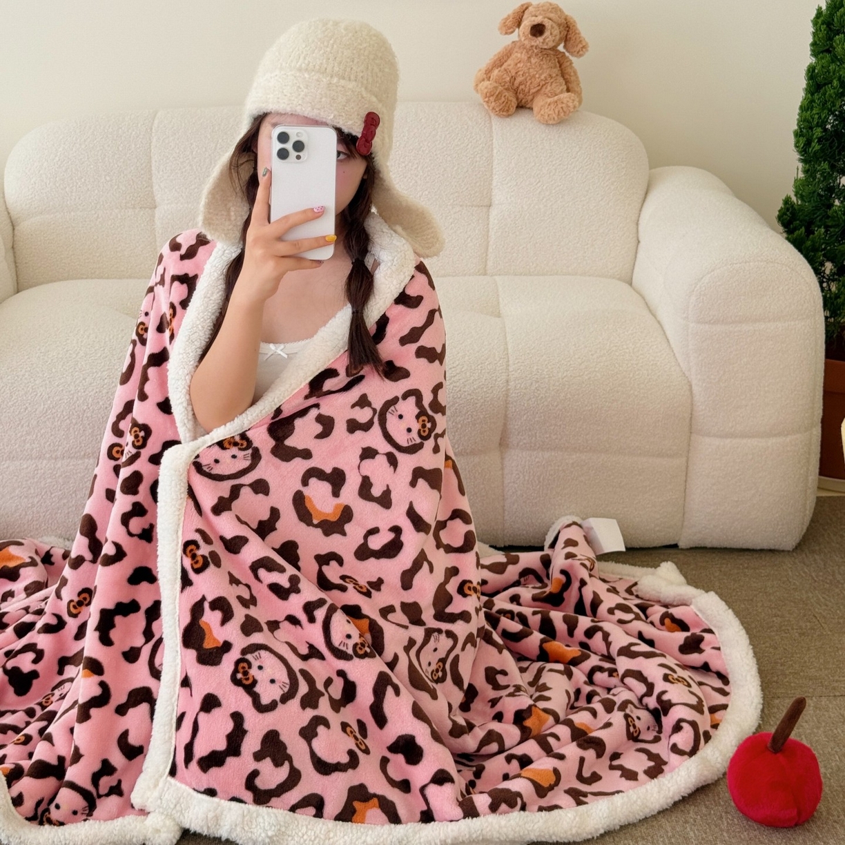 91家纺网 家纺一手货源 找家纺 顾里家纺 2025新款Chic韩系少女牛奶羊羔绒毯-豹纹系 粉豹纹