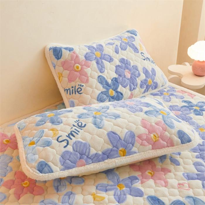 91家纺网 家纺一手货源 找家纺 喜居 2025新款高克重印花牛奶绒夹棉床褥床垫子褥子床护垫 缤纷花