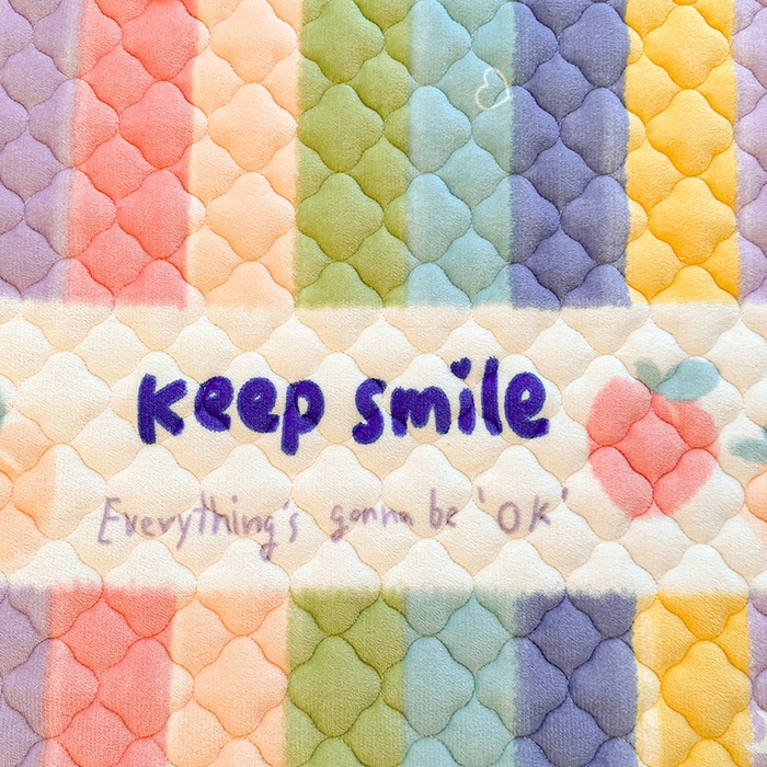 91家纺网 家纺一手货源 找家纺 喜居 2025新款高克重印花牛奶绒夹棉床褥床垫子褥子床护垫 彩虹桃子