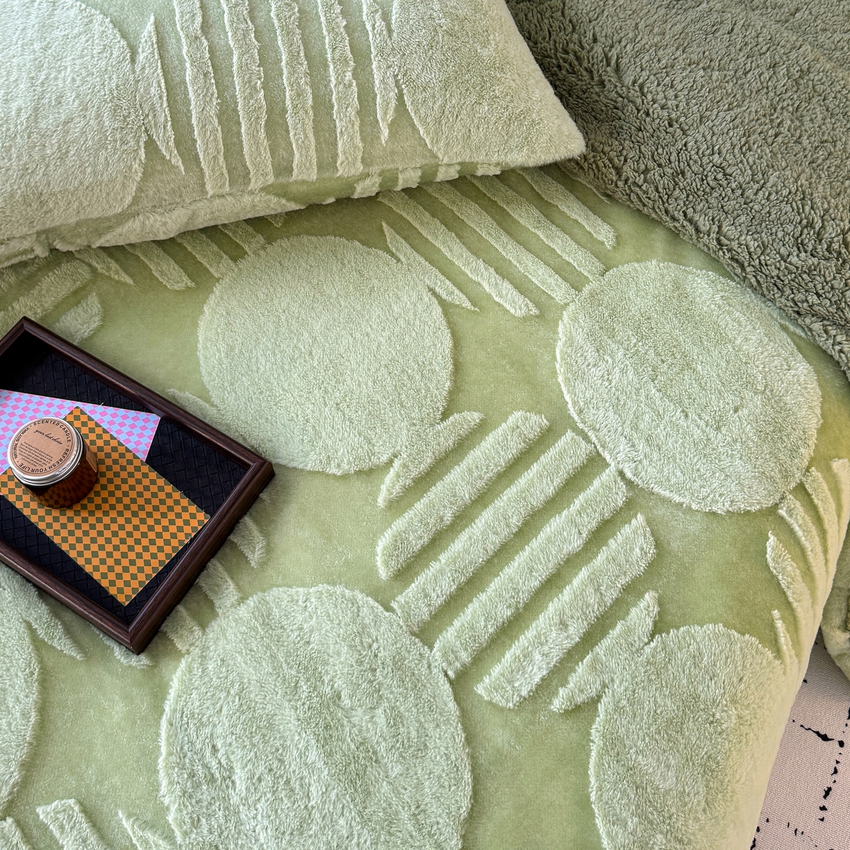 91家纺网 家纺一手货源 找家纺 枋梢家纺 2025新款亮丝兔毛绒兔毛提花北欧几何羊羔绒 双层加厚保暖盖毯 居家午睡保暖毯 几何-绿色