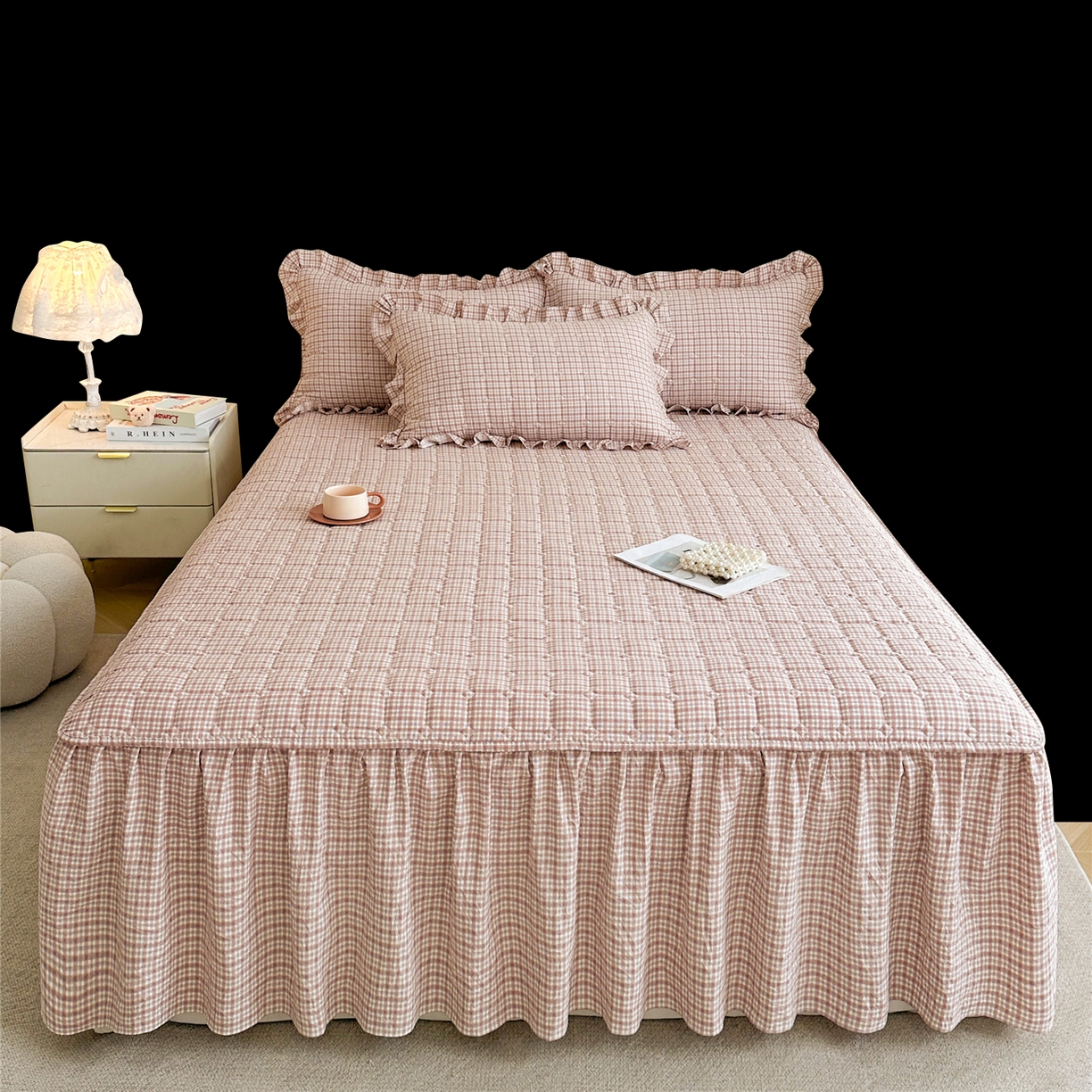 91家纺网 家纺一手货源 找家纺 （总）十个点家纺 2025新款加厚磨毛木棉床裙三件套-格小格系列