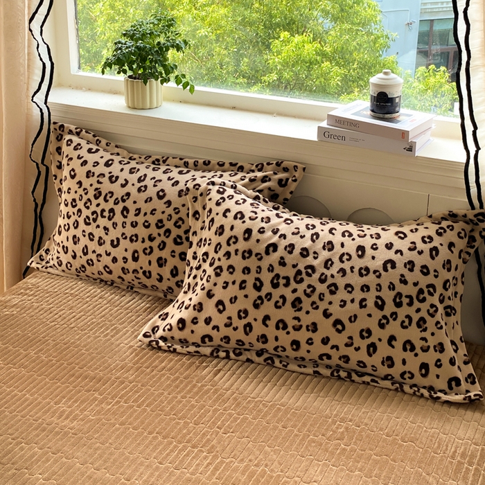 91家纺网 家纺一手货源 找家纺 （总）富之航家纺 2025秋冬新款牛奶绒印花床盖四件套