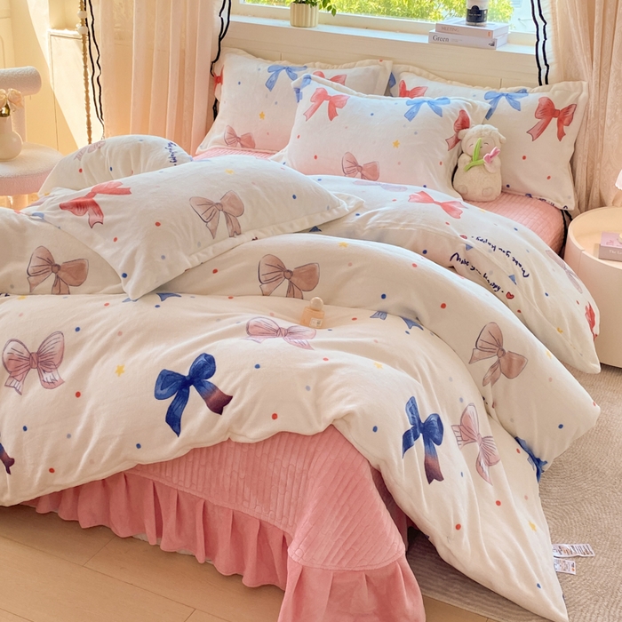 富之航家纺 2025秋冬新款牛奶绒印花床盖四件套 结缘派对