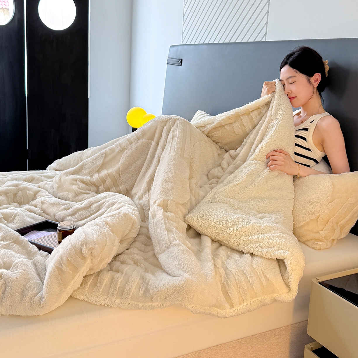 91家纺网 家纺一手货源 找家纺 枋梢家纺 2025新款亮丝兔毛绒兔毛提花北欧几何羊羔绒 双层加厚保暖盖毯 居家午睡保暖毯 几何-米黄